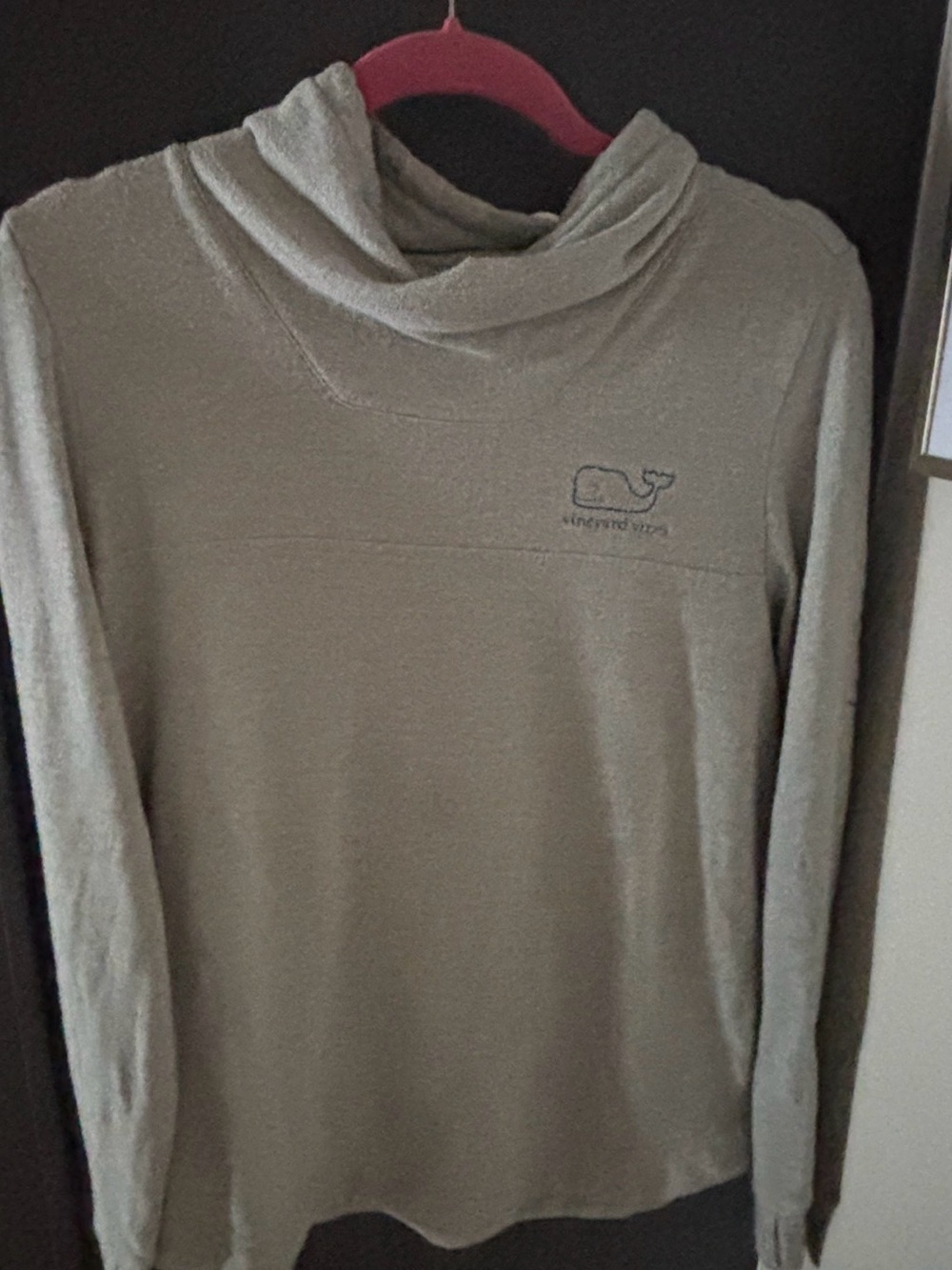Vineyard Vines Lightweight Hoodie - Whale Logo